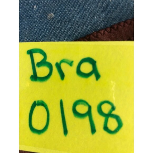 QT Bra Women Size 42D Brown Lined Underwire Back Close Lace Adjustable Straps - Picture 12 of 12